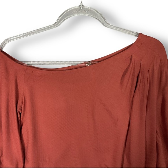 Free People Justina Blouse Sz XS Off Shoulder Flowy Boho Hippie Warmstone - Picture 3 of 12